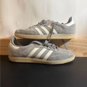 adidas Samba OG Grey Bliss Orange 2022 hP7905